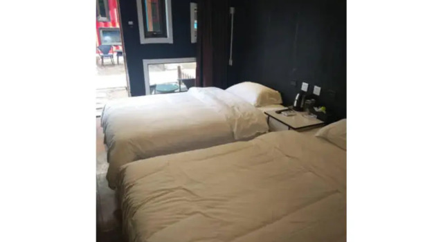 Beijing 123 Holiday Hotel, Book Hotel Hoteller i Beijing Province med parkering, Parkering
