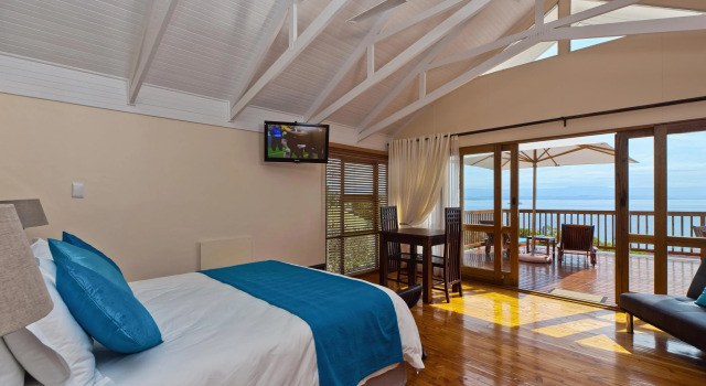 Aquamarine Guest House, Book Pension Hoteller i Mossel med pool, Swimmingpool