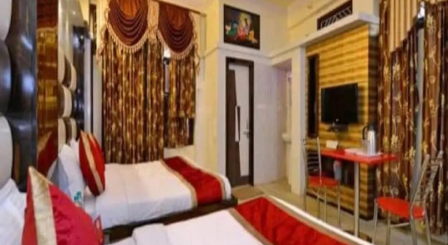 Трёхместный номер Standard Hotel Ganpati Plaza