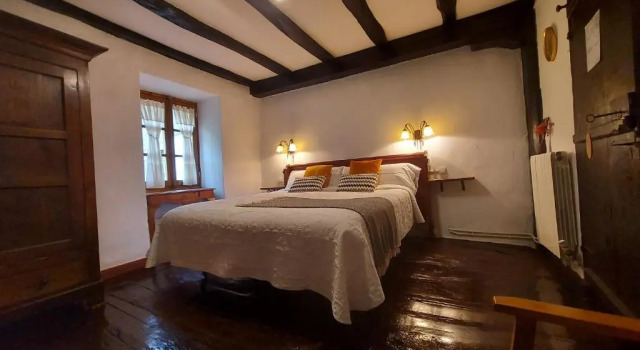 CASA RURAL Urruska, Rezerwuj Hotel Elizondo 