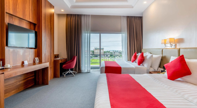 Четырёхместный номер Deluxe Best Western Plus Hotel Subic