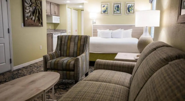 Run of House Holiday Inn Club Vacations Cape Canaveral Beach Resort