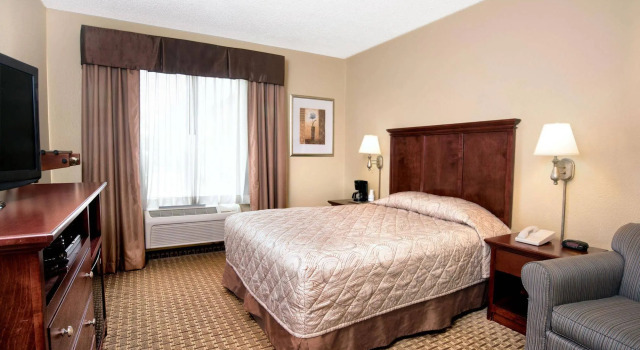 Barrington Hotel & Suites, Забронировать Отель СПА-отели Table Rock Lake, SPA-услуги