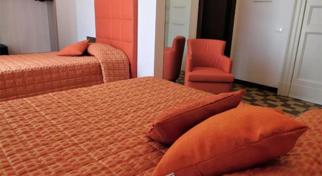 Трёхместный номер Deluxe Hotel Etnea Royal Suites