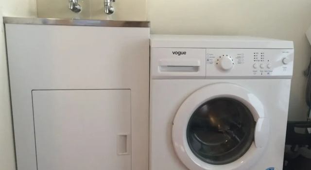 Newly refurbished 2 bedroom in Milford, Забронировать Отель Отели Норт-Окленда 3 звезды, 3*