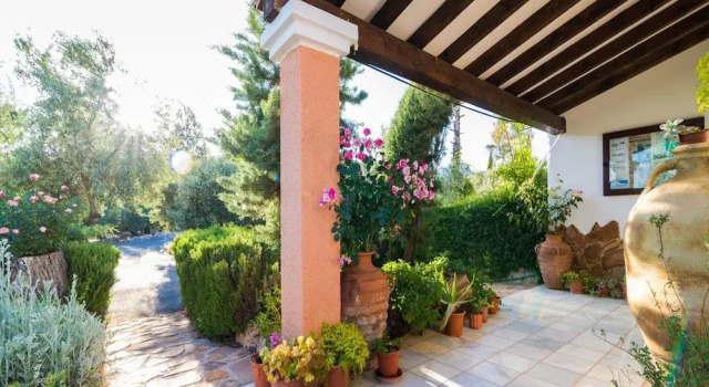 Ibipozo Bungalow in Pozo Alcon, Забронировать Дом для отпуска Коттеджи Посо-Алькон, Коттедж