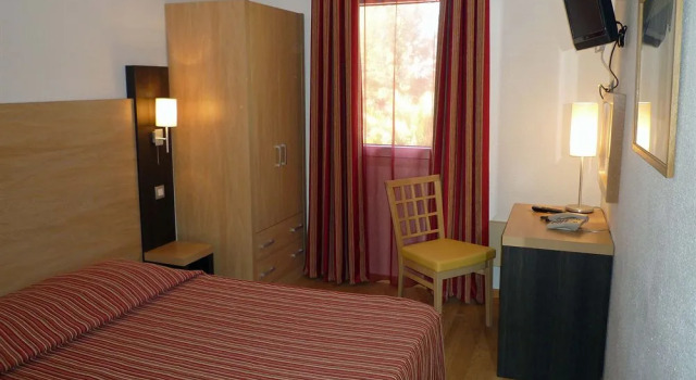 Hôtel Arcadius, Varaa Hotelli Hotellit Étang de Thau aamiaisella, Aamiainen