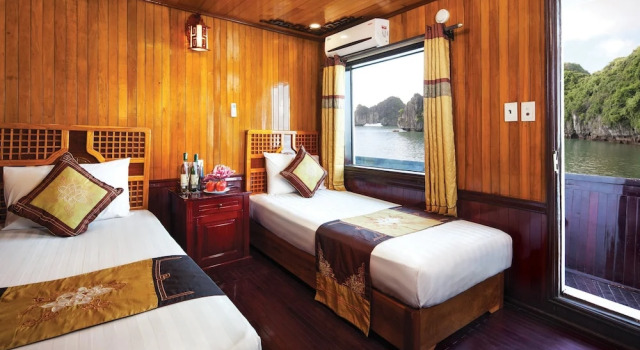 Двухместный номер Deluxe с видом на море Halong Seasun Cruise