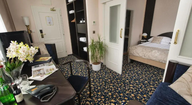 Полулюкс EA Hotel Royal Esprit