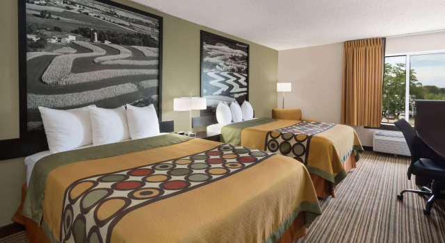 Super 8 by Wyndham Madison South, Book Hotel Madison Wisconsin