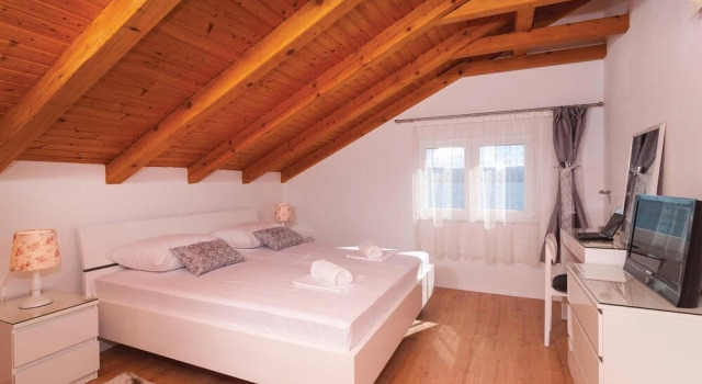 Amazing Home in Stanici With Wifi and 3 Bedrooms