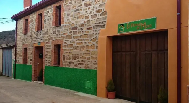 Casa Rural El Portal del Moro, Забронировать Отель Отеро-де-Бодас Кастилия и Леон