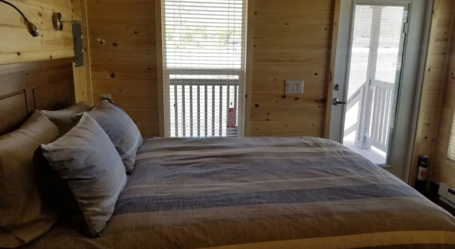 Standard huone Castle Gate RV Park
