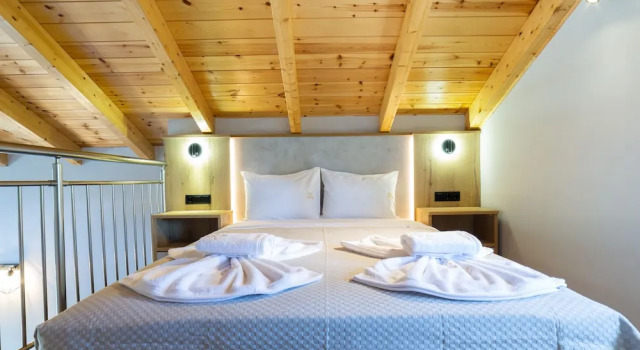 Семейные апартаменты с балконом Sky View Suites Kefalonia
