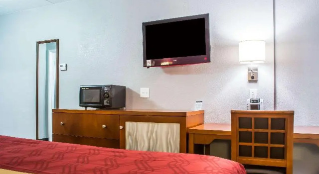 Двухместный номер Standard Econo Lodge Rochester