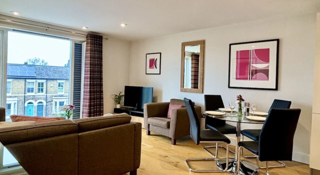 Апартаменты Superior Your Space Apartments - The Hamiltons