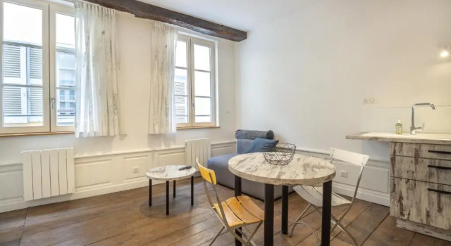 Апартаменты Appartement R1 T2 Rodez Centre Historique