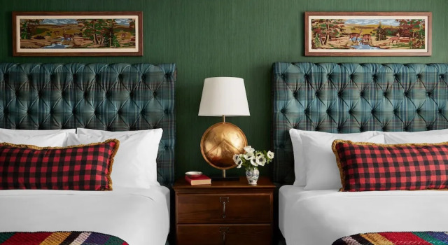 Четырёхместный номер Superior Отель Graduate by Hilton East Lansing
