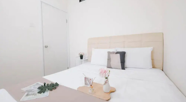 Neutral Tone 2Br At Green Pramuka City Apartment, Prenota Appartamento Giacarta Jakarta Province