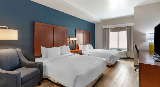 Люкс Comfort Inn & Suites Bennett