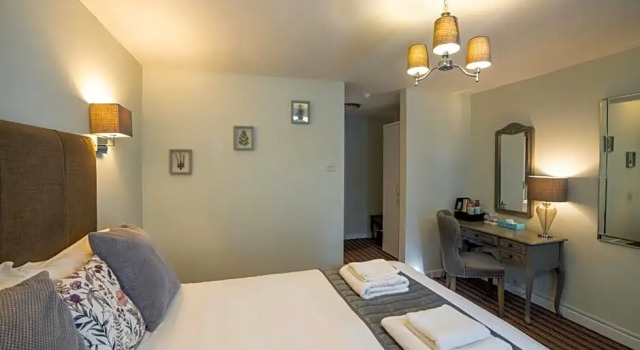Номер Superior White Lion Hotel