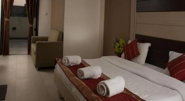 Двухместный номер Deluxe Pacific Inn Huda City Centre Sec 41