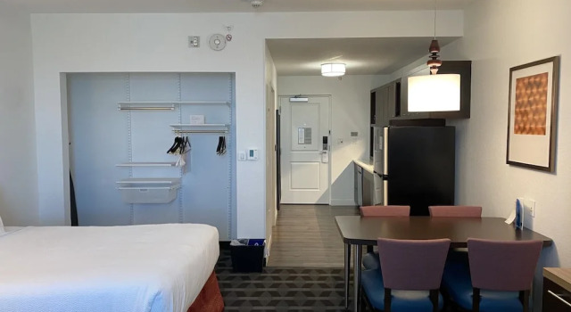 Четырёхместная студия TownePlace Suites By Marriott Venice