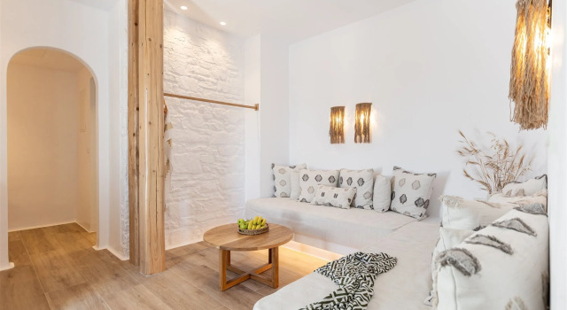 Almiriki Naxos Beachside Living