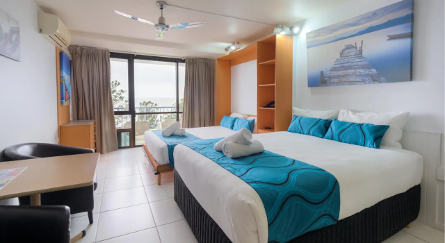 Номер Standard Bayview Tower