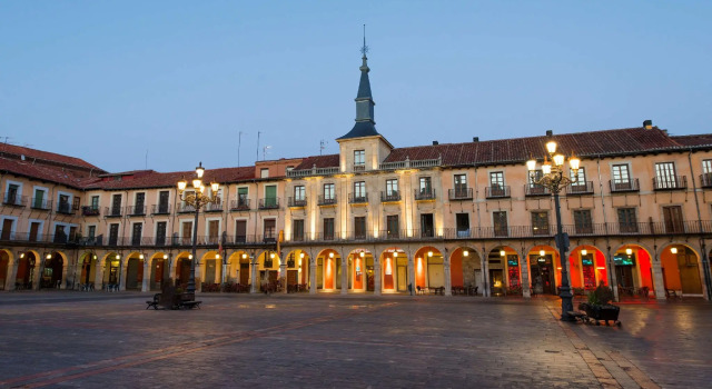Двухместный номер Standard NH Collection León Plaza Mayor