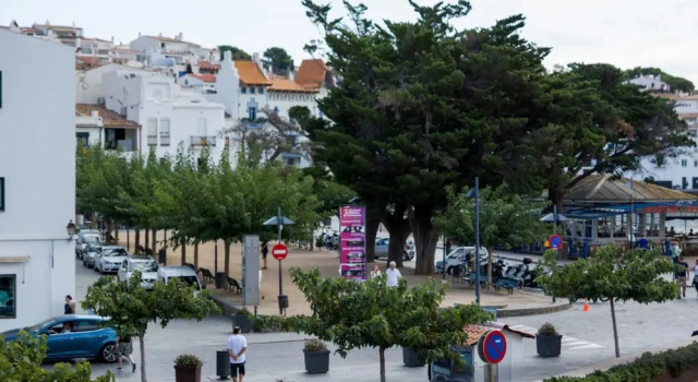 Номер Superior с видом на море Hostal Marina Cadaqués