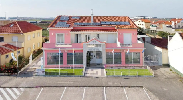 Hebe, Rezervovat Hotel Hotely v Oeste s parkováním, Parkování