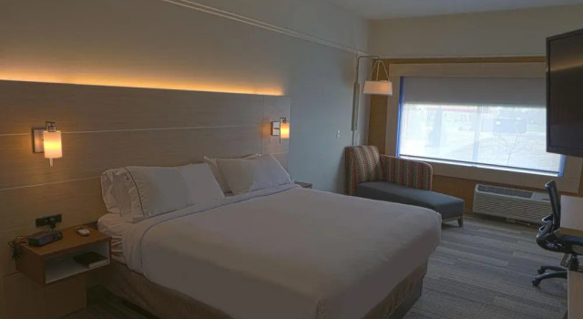 Holiday Inn Express Hotel & Suites Monroe, Réserver Hôtel Monroe Michigan