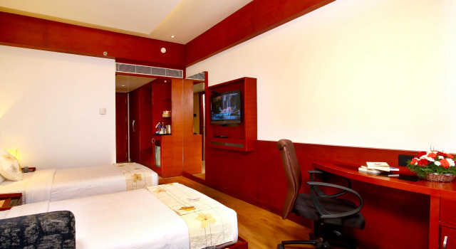 Номер Standard Diana Heights Luxury Hotel