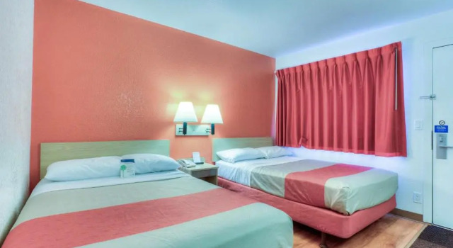 Четырёхместный номер Standard Motel 6-Tigard, OR - Portland South - Lake Oswego