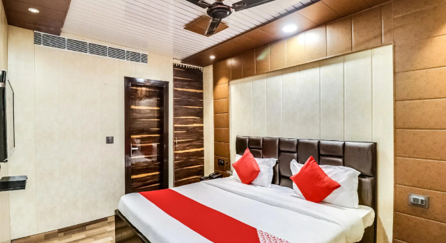 OYO 65601 JPS Galaxy Hotel, Забронировать Отель Отели Нью-Дели с завтраком, Завтраки