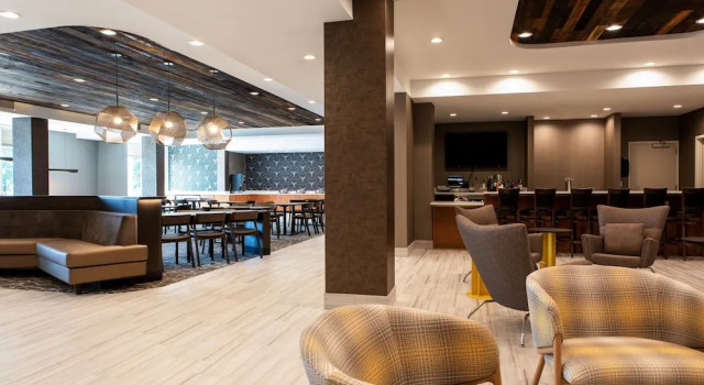 SpringHill Suites Chester, Boek Hotel Chester Virginia