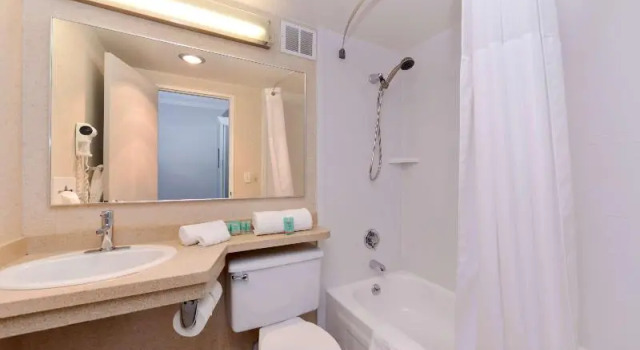 Двухместный номер Standard с балконом Best Western St Louis Kirkwood Route 66
