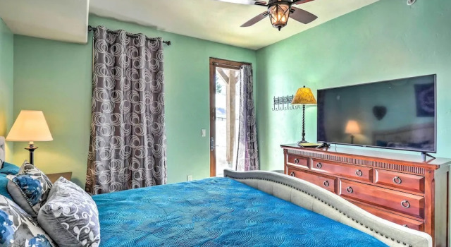 Couple's Ski Condo: 1 Mi to Breckenridge Golf Club