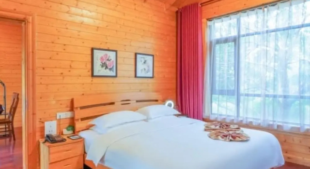 Comfort huone Phoenix Hotspring Resort