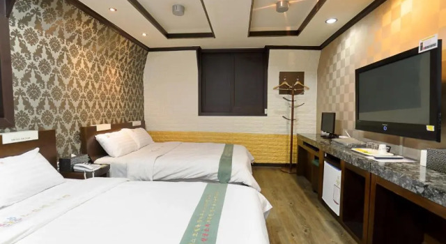 Четырёхместный номер Standard Suncheon Nobless Hotel