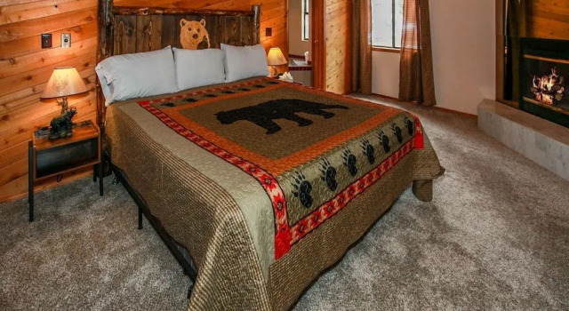 Grizzly Manor