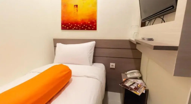 Front One Residence Syariah Mampang, Book Hotel Hotels in Jakarta Province with Parking, Parking