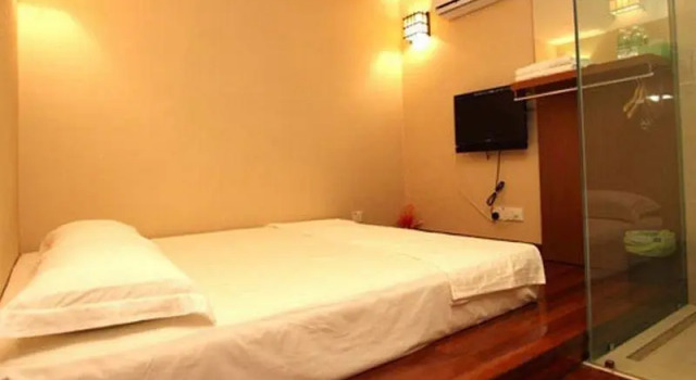 Номер Standard без окна Country Hotel
