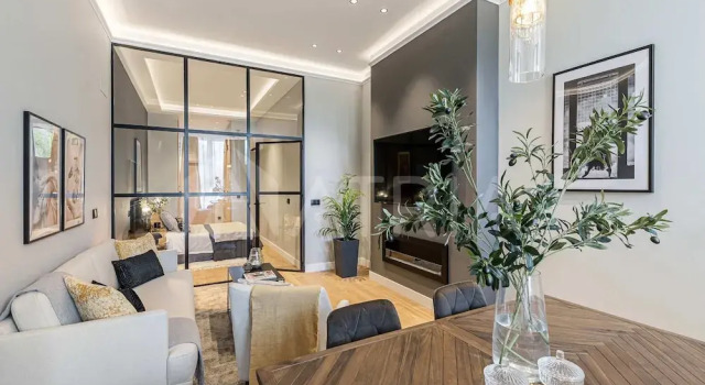 Flat 5 10m Walk to Bernabeu Real Madrid Stadium, Забронировать Апартаменты/квартира Мадрид Провинция Мадрид, рядом с Pablo Sorozábal
