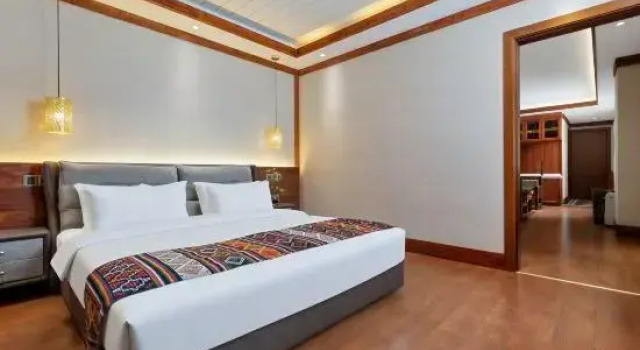 Люкс Luxury Huazhu She Hotel Lhasa Dekang