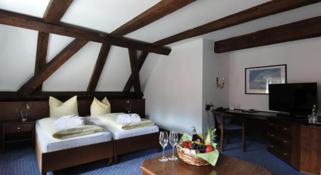 Двухместный номер Deluxe Hotel Goldener Hirsch