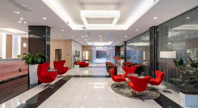 Silver Crown Hotel & Residence
