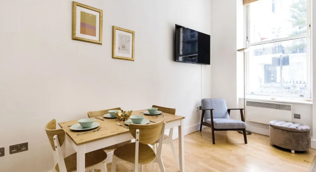 Апартаменты Queensway 1