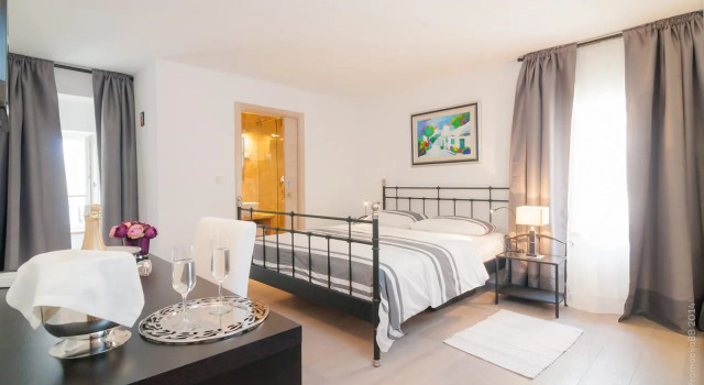 Sun Spalato Luxury Rooms, Prenota Affittacamere Splitska 